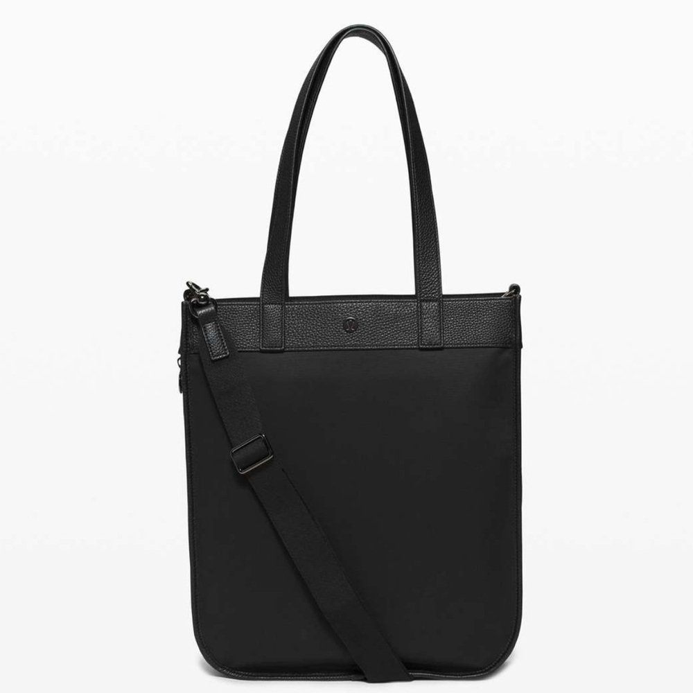 Lululemon $198 Now and Always Black Tote 15L NWT